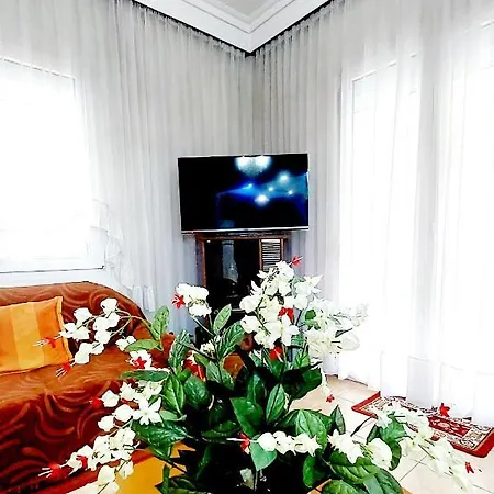 Nostalgia - Big House 110m - 3 Bedrooms - Free Guarded Parking !