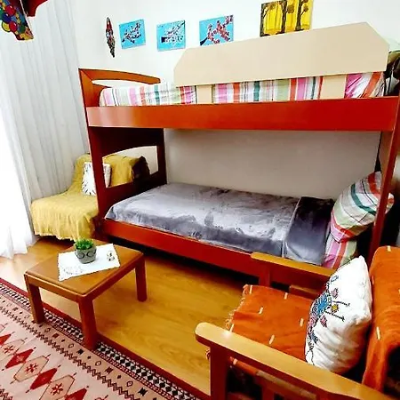 アパート Nostalgia - Big House 110m - 3 Bedrooms - Free Guarded Parking ! テッサロニキ