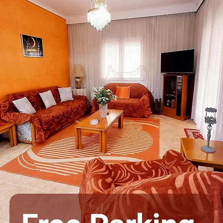 Lejlighed Nostalgia - Big House 110m - 3 Bedrooms - Free Guarded Parking ! *