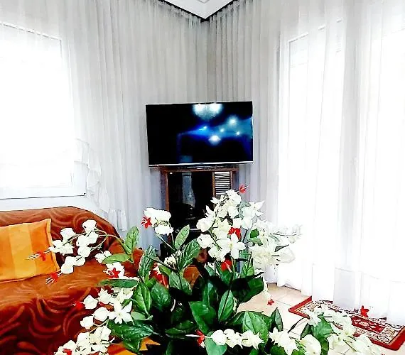 Nostalgia - Big House 110M - 3 Bedrooms - Free Guarded Parking !