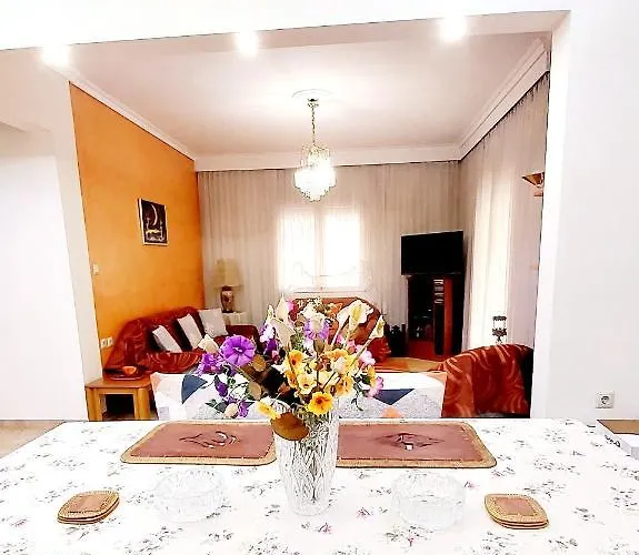 Nostalgia - Big House 110M - 3 Bedrooms - Free Guarded Parking !