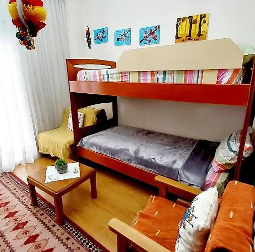 Nostalgia - Big House 110M - 3 Bedrooms - Free Guarded Parking ! * テッサロニキ
