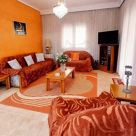 Apartment Nostalgia - Big House 110m - 3 Bedrooms - Free Guarded Parking !